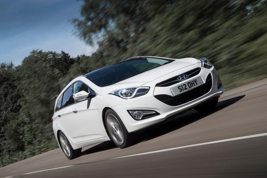  Hyundai i40 Tourer 2014 года  (UK) (фото 13 из 73)